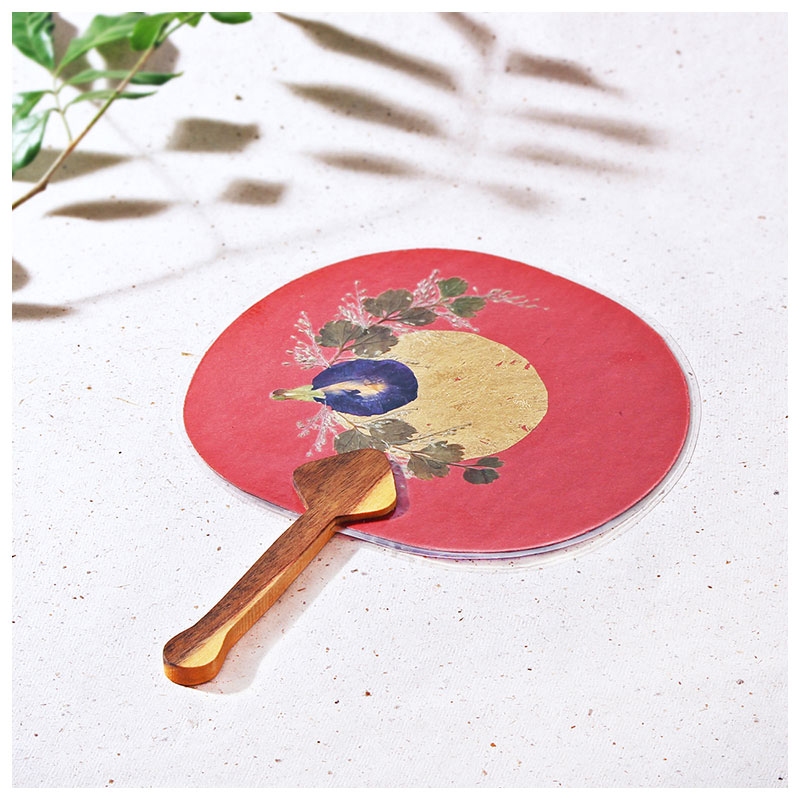 Read more about the article Hand Fan
